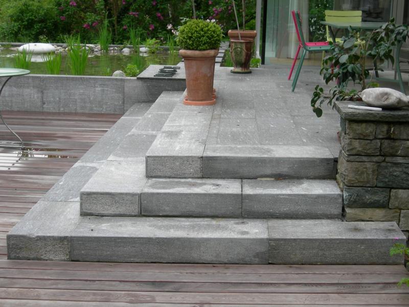 Blockstufen aus Naturstein